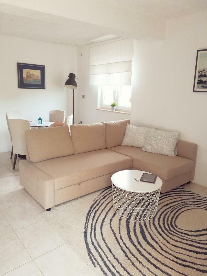 House For Rent Paola Villa Razanac Exterior photo