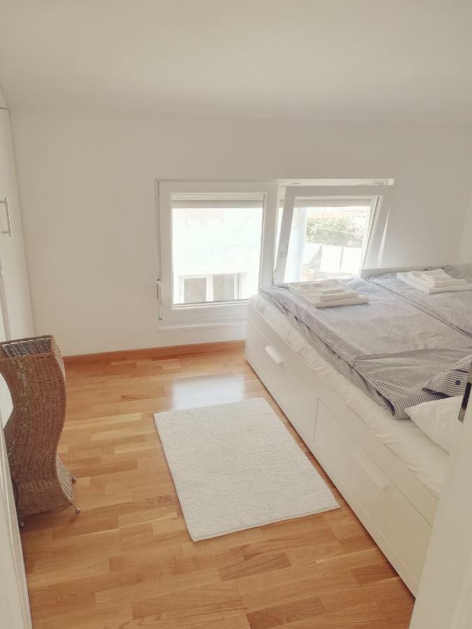 House For Rent Paola Villa Razanac Exterior photo