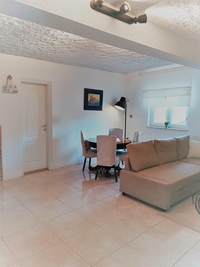 House For Rent Paola Villa Razanac Exterior photo
